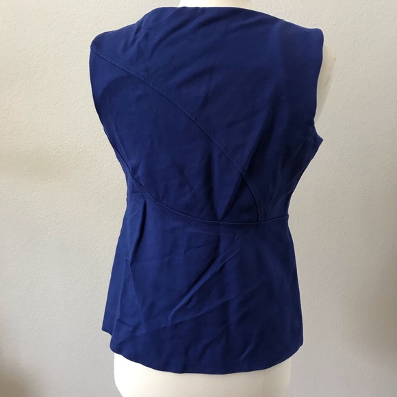 Ann Klein Cut Out Top - Picture 3 of 5